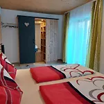 Gospodarstwo agroturystyczne Gaestehaus Schmuckenhof