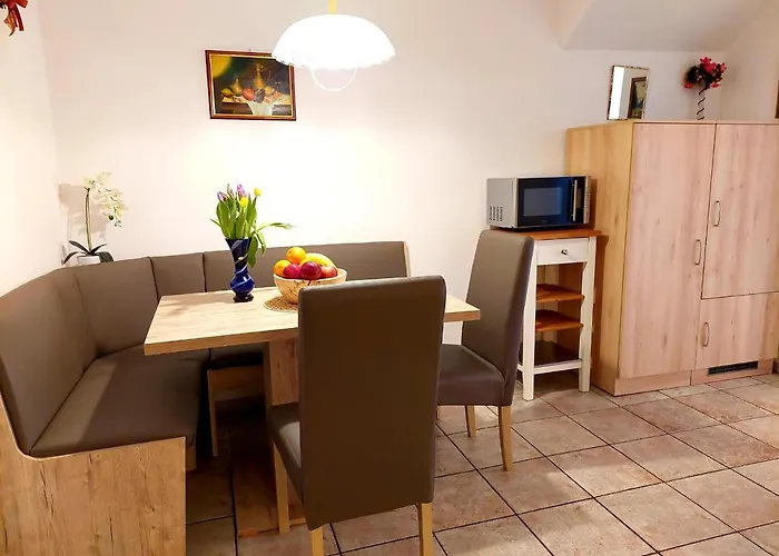 Agroturismo Gaestehaus Schmuckenhof *